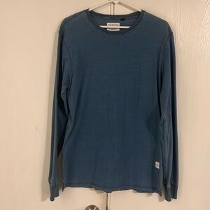 Five Four Men’s Long Sleeve Chambray Shirt. 100% Cotton. Size Medium.